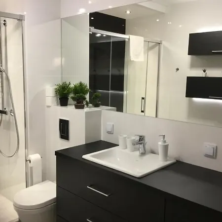 Apartament Komfortowy *